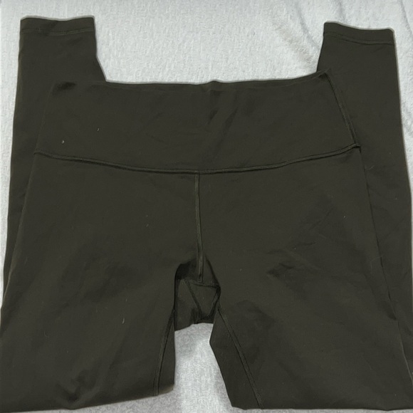 15. Lululemon Wunder Under 28” - Picture 1 of 5